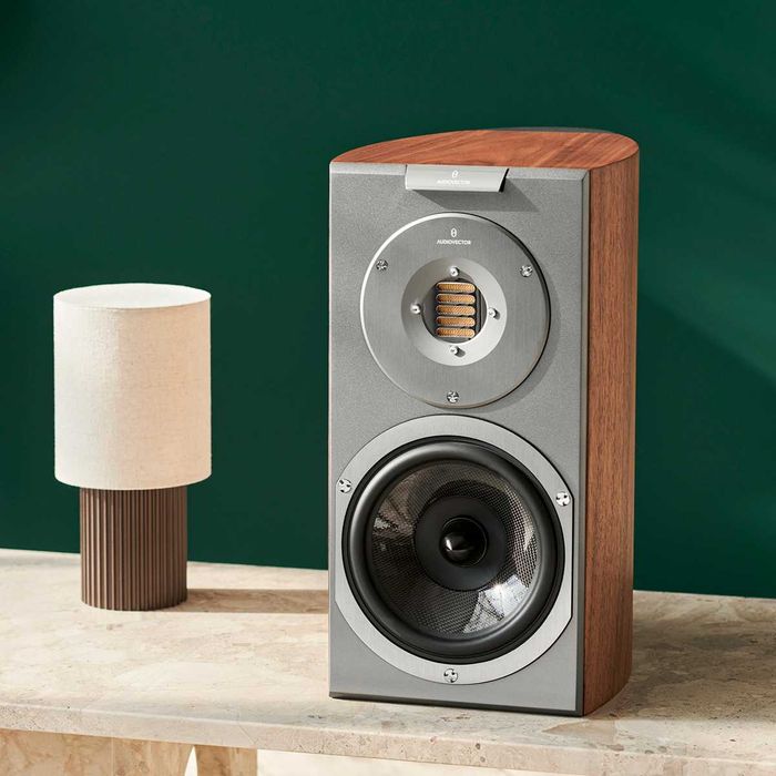 Audiovector R1 Avantgarde Outlet Kolumny Podstawkowe SKLEP RATY FV