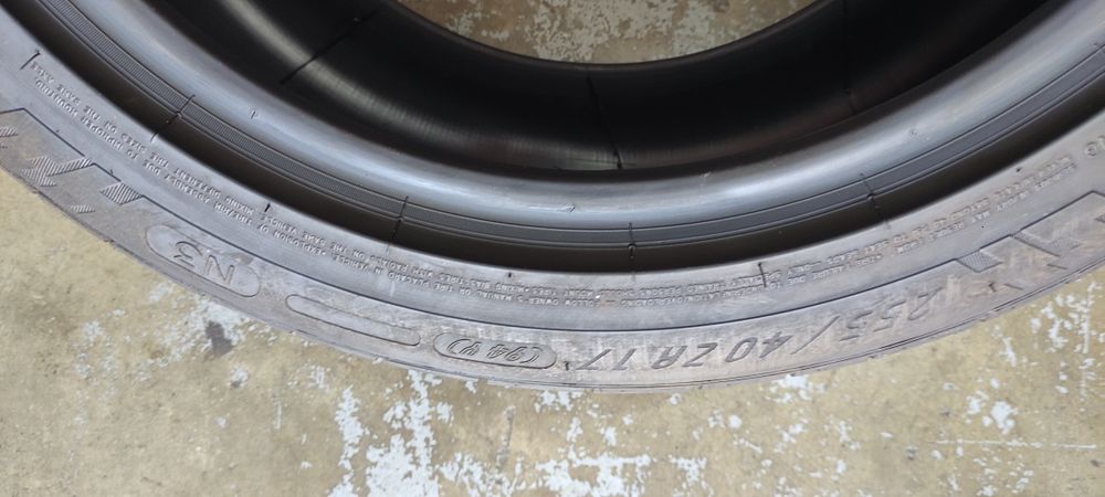 Pneus 255/40/17 Michelin semi novos
