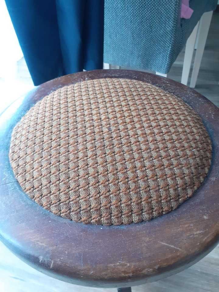 Krzesło/ taboret do pianina