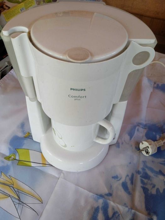 Кавоварка Philips Comfort Plus — робоча, без колби