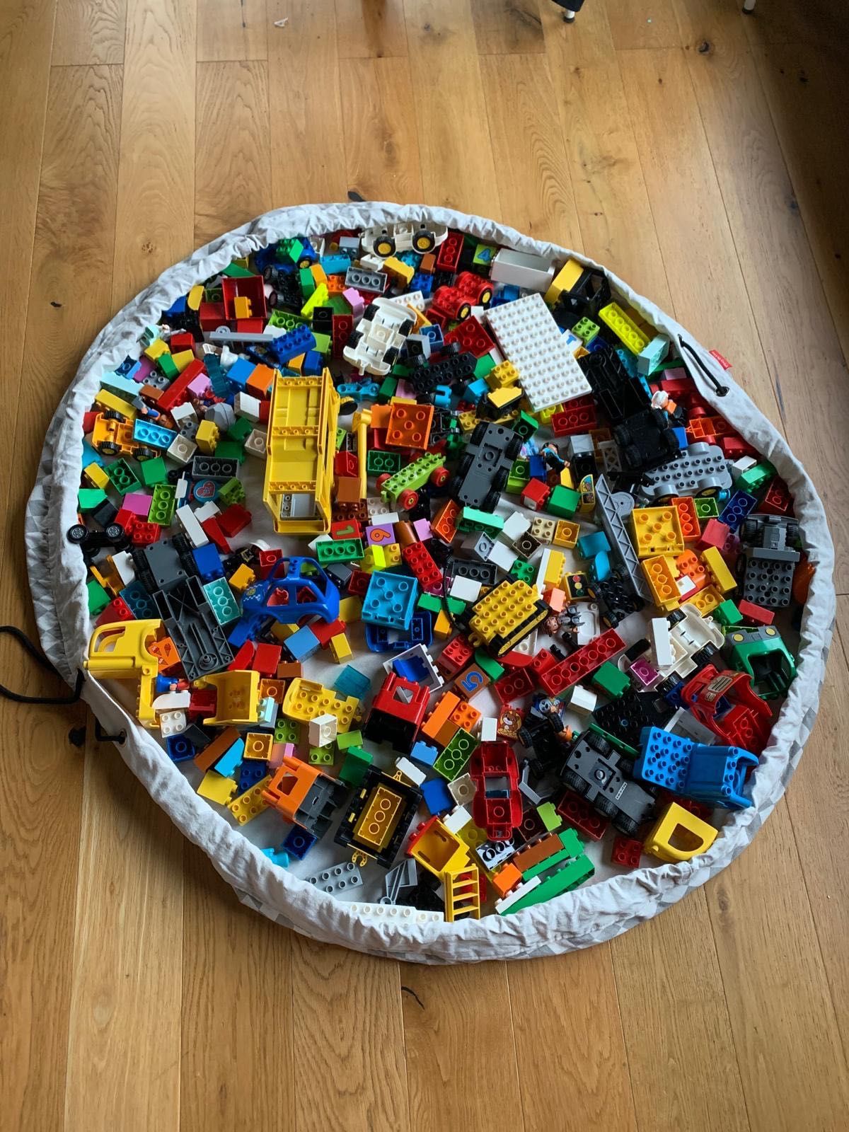 Mix klocków Lego Duplo