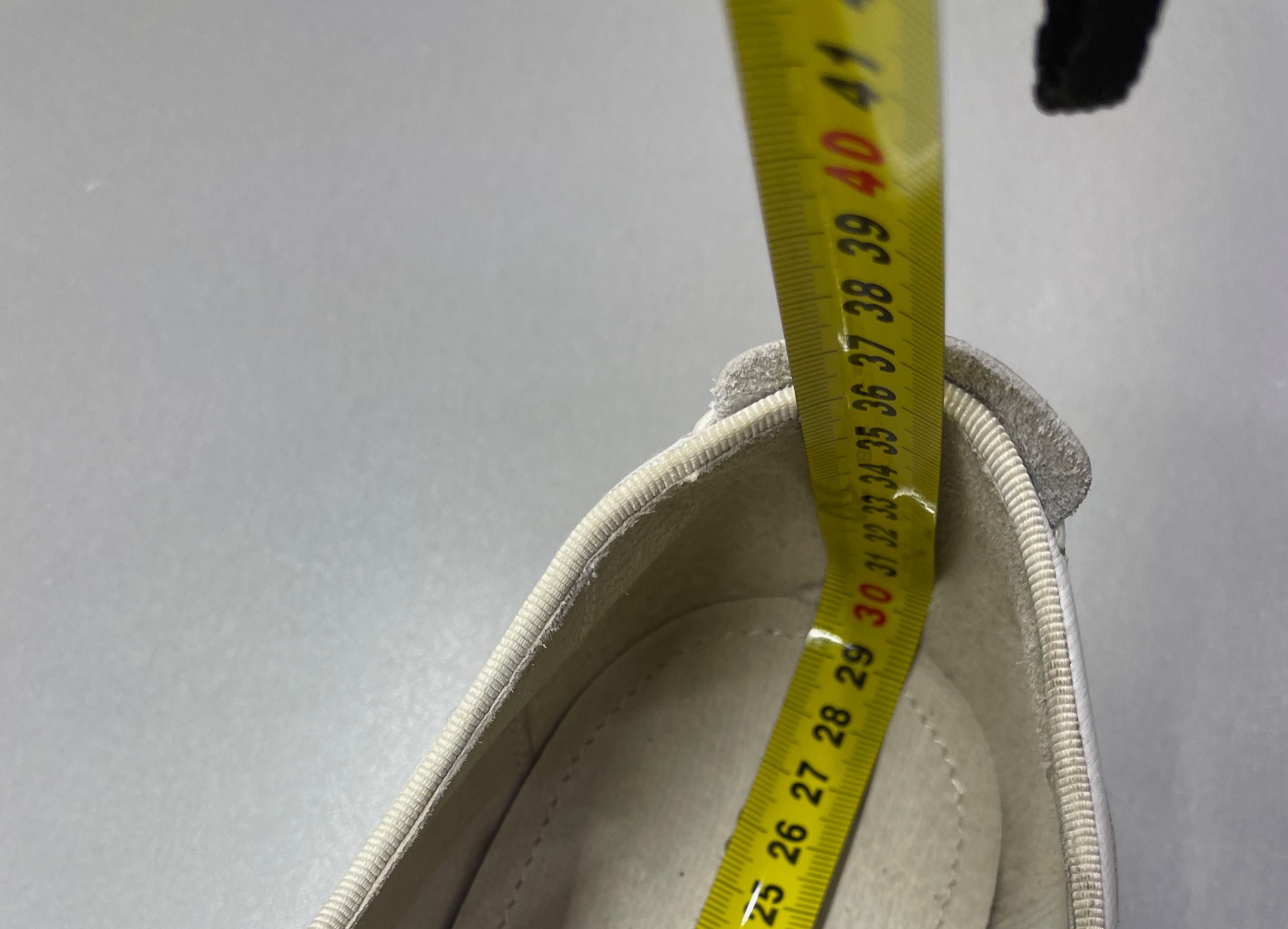 buty białe skórzane Calvin Klein r. 45 ( 29,5 cm )