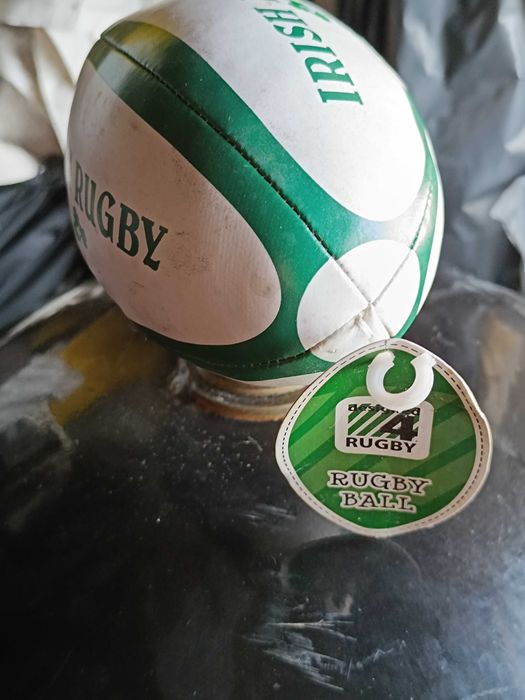 4 Bolas Futebol Rugby e Ténis