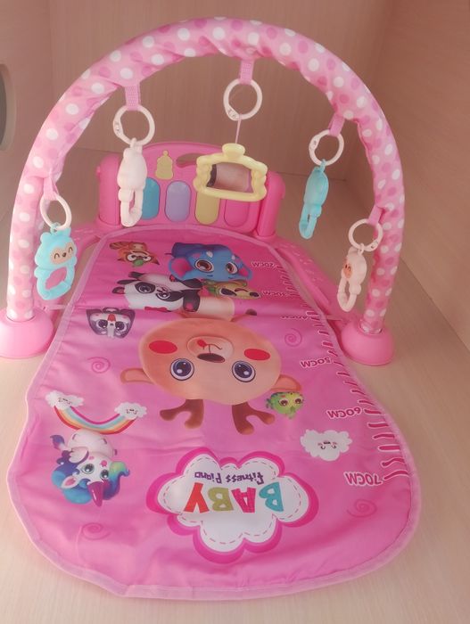 Розвиваючий килимок для немовлят