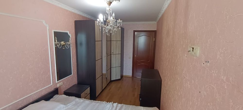 Продаю 3х комнатную квартиру. Бугский Бульвар