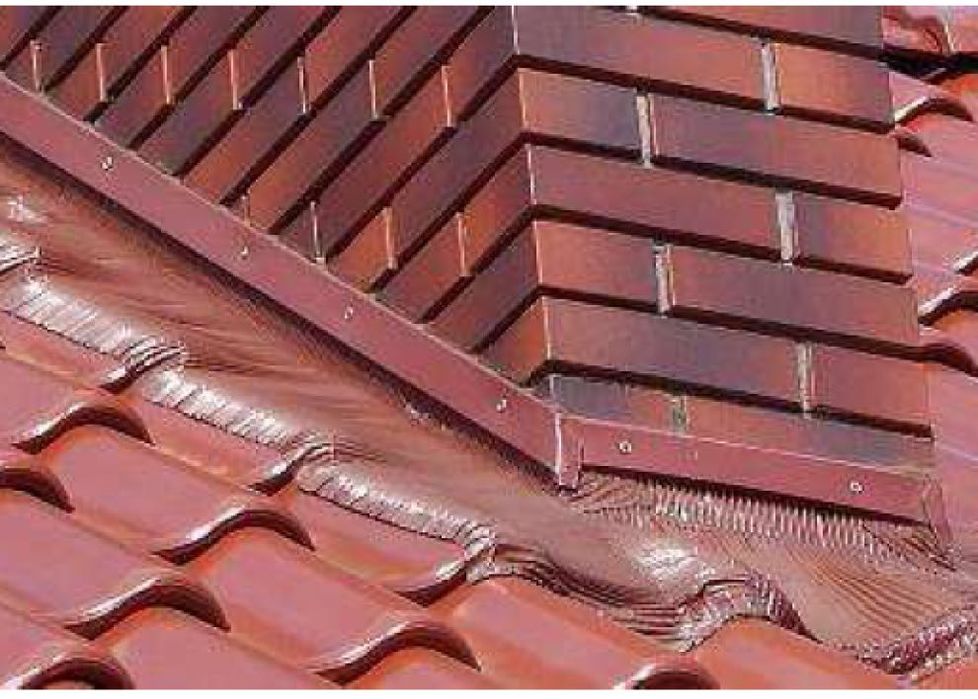 Dach ,  uszczelnienia , naprawy, remonty kominów, okresowe przeglądy