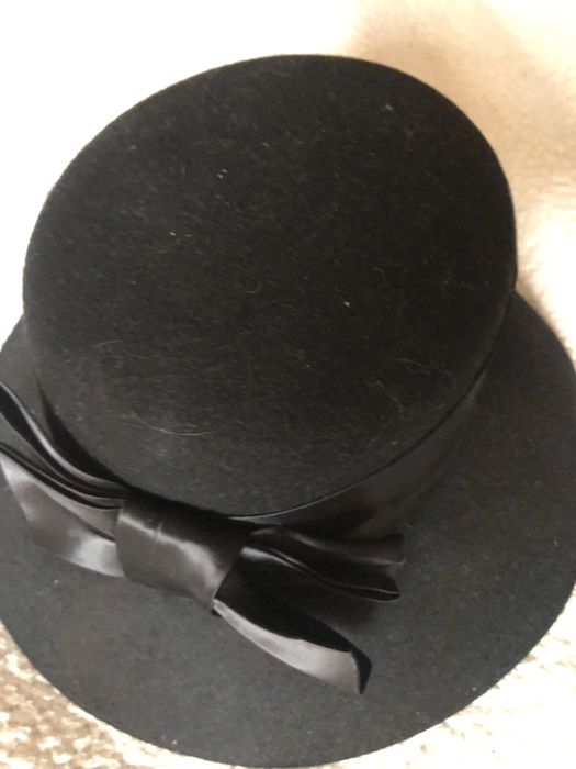 Женская чрная шляпа италия обьем 60 см фетр