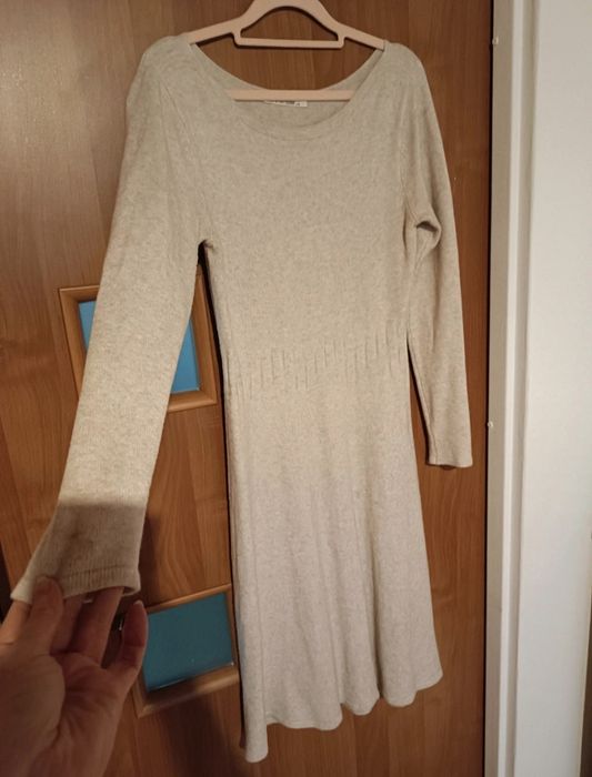 Sukienka sweterkowa.L/XL