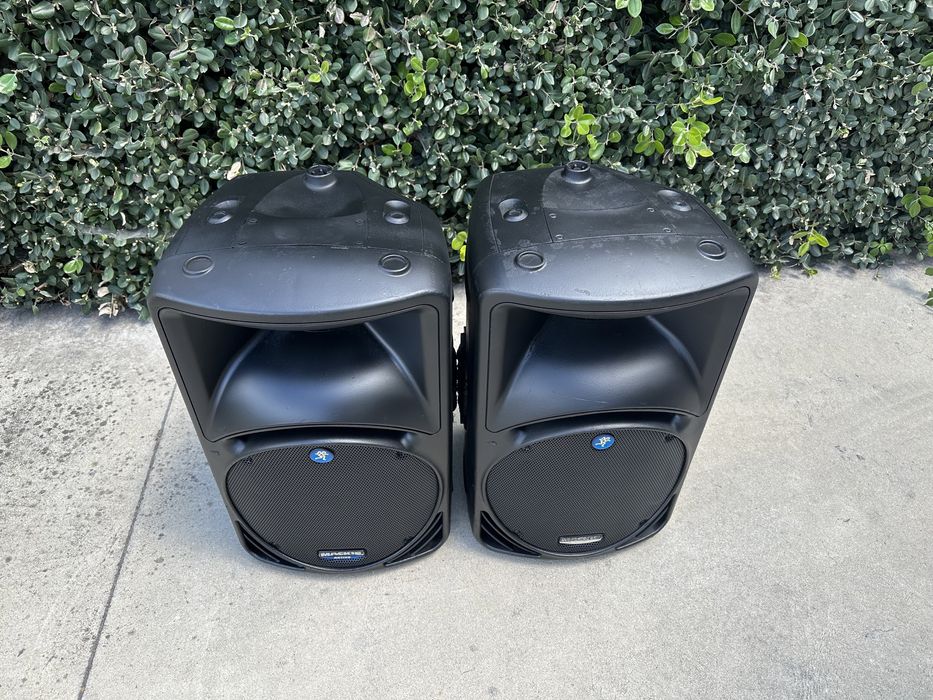 Coluna som - Mackie + subgrave