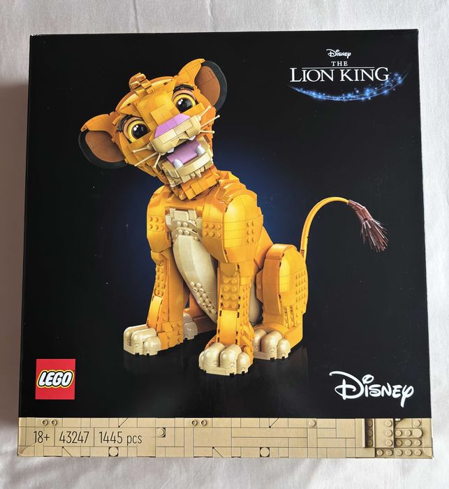 LEGO 43247 Disney Pequeno Simba O Rei Leão 18+ 1445 Peças - Selado