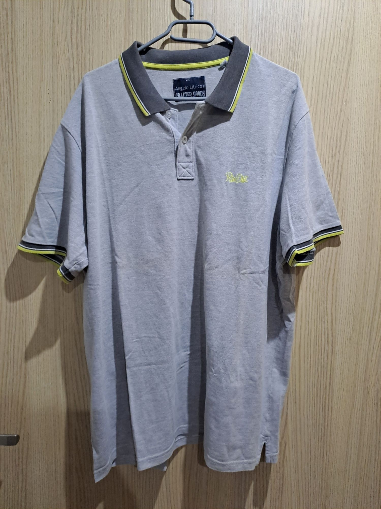 (1005) T-shirt męski r.XXL C&A