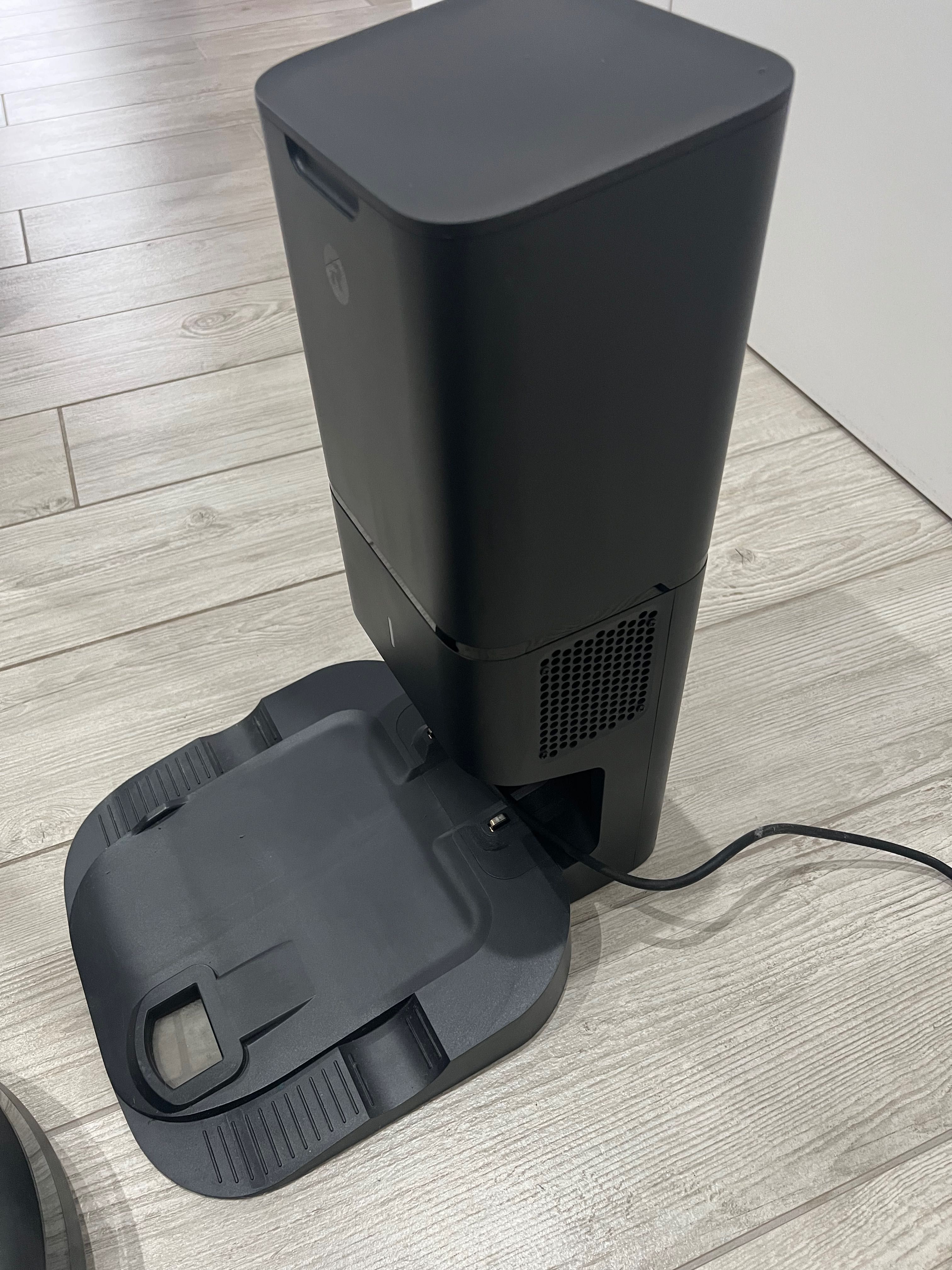 IRobot Roomba i3+