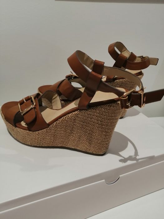 Sandálias de senhora n. 39