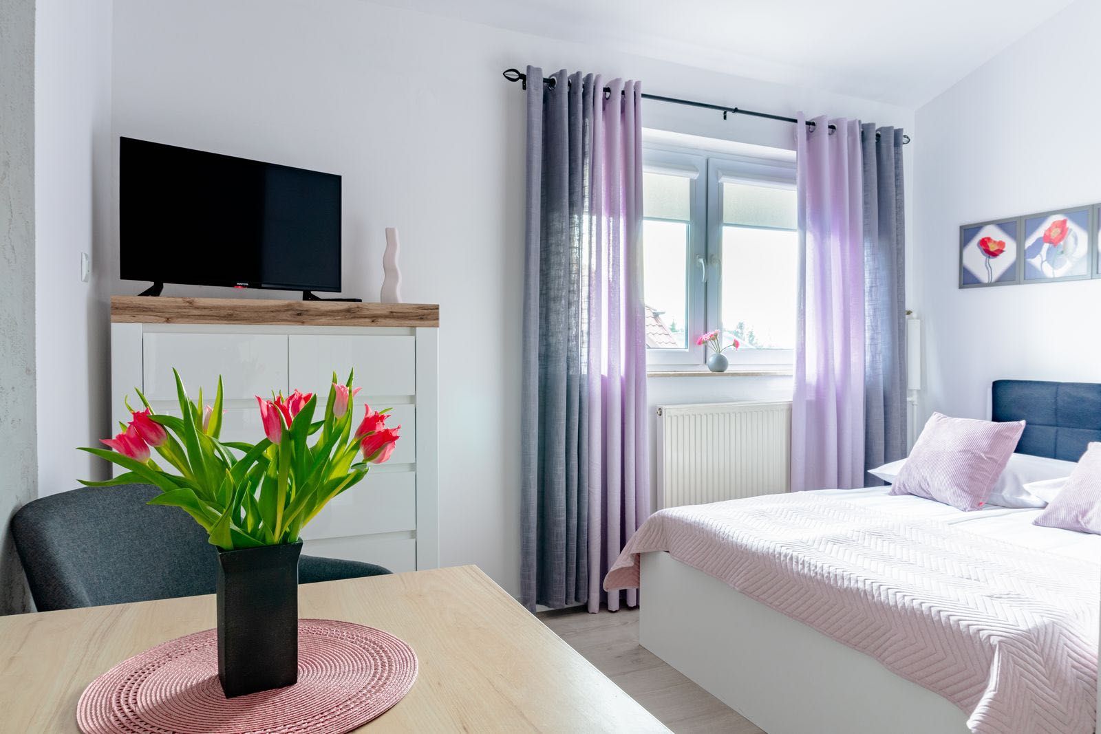 Karwia Nocleg ze Śniadaniem Pokoje i Apartamenty Bardzo Blisko Plaży