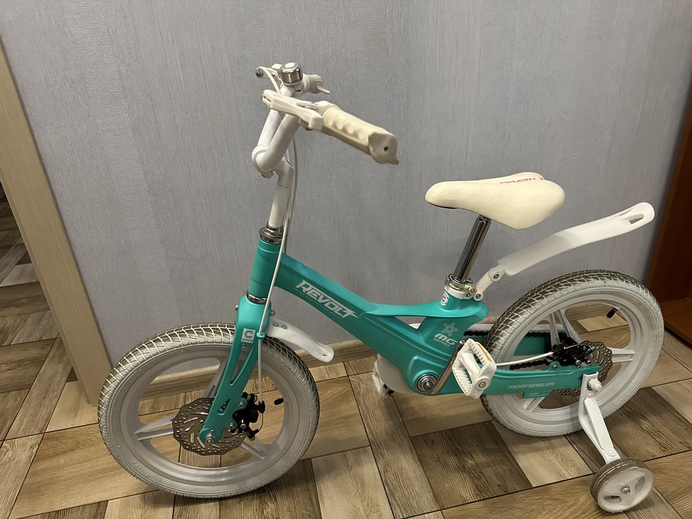 Велосипед дитячий двоколісний 16" CORSO Revolt