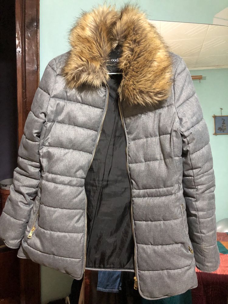 Жіноча сіра зимова куртка oodji 42