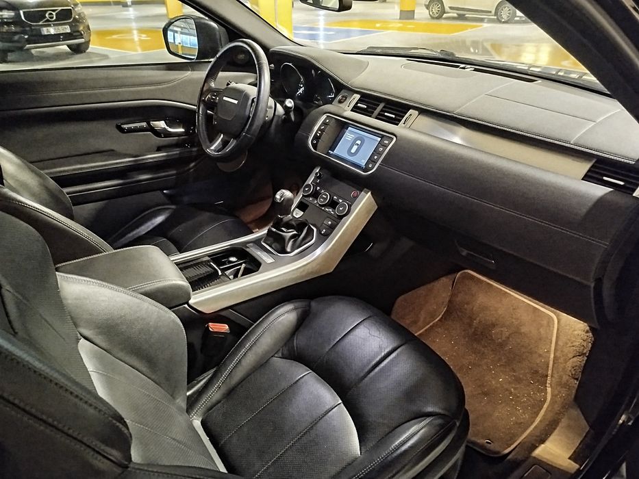 Range Rover Evoque Coupé (full extras)