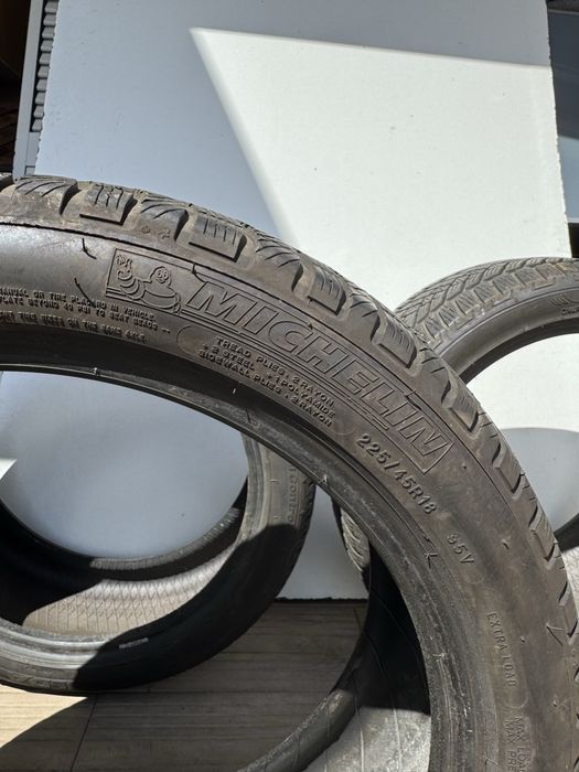 Pneu Michelin 225 45 r18 winter pilot alpin PA4