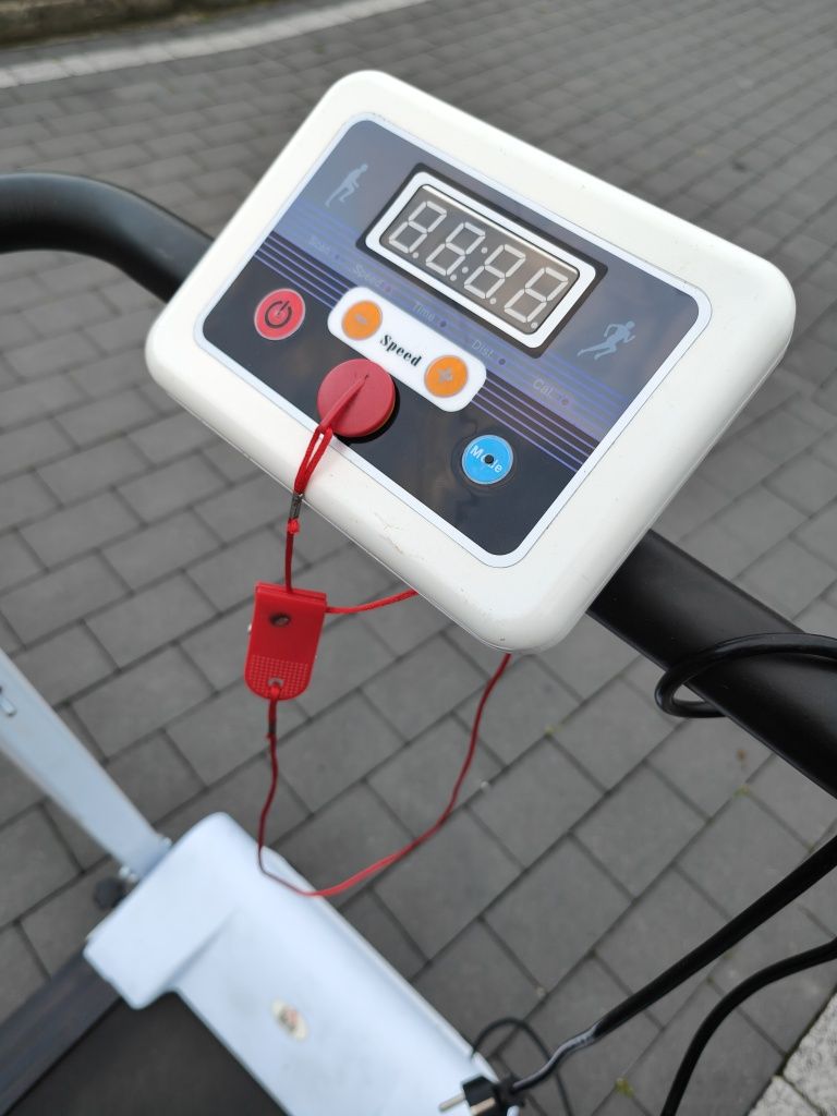 Bieżnia elektryczna składana