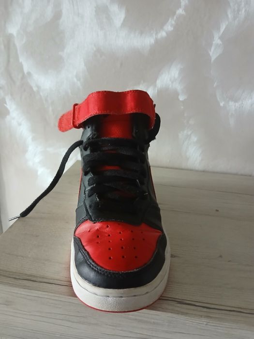 Продам Джордани р.38,5