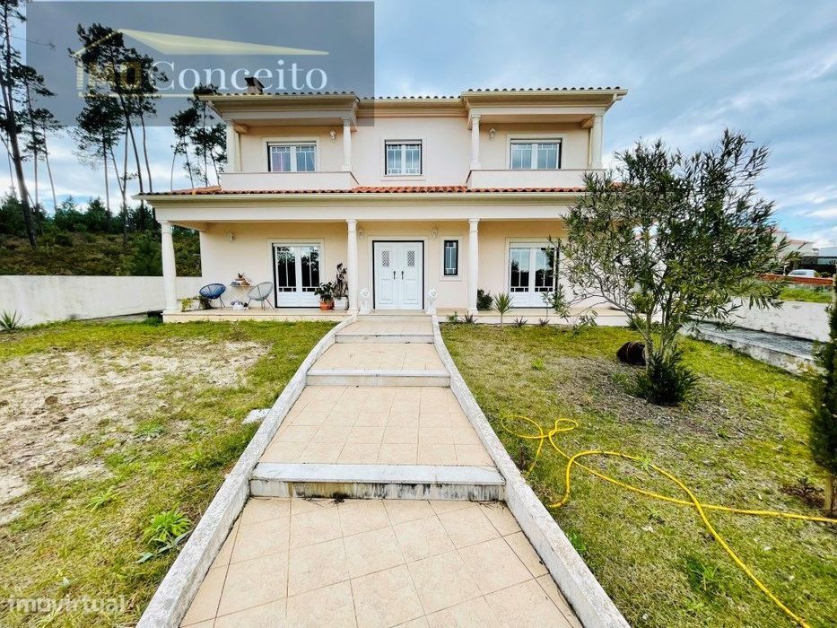 Moradia T6 - Excelente logradouro e garagem | perto de Fátima