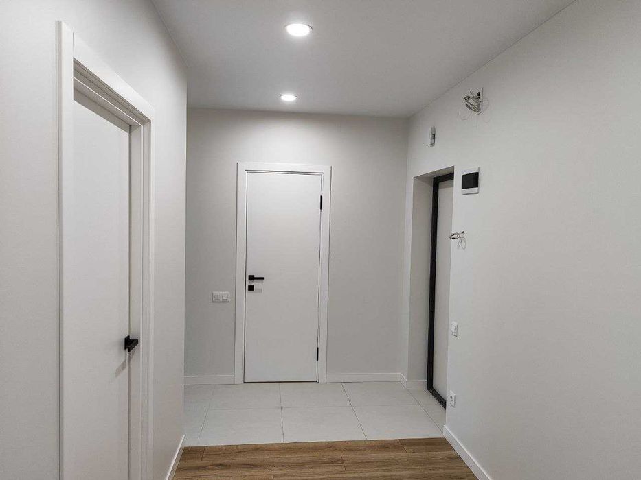 2к Озерна, ЯКІСНИЙ РЕМОНТ, середній поверх, не кутова!