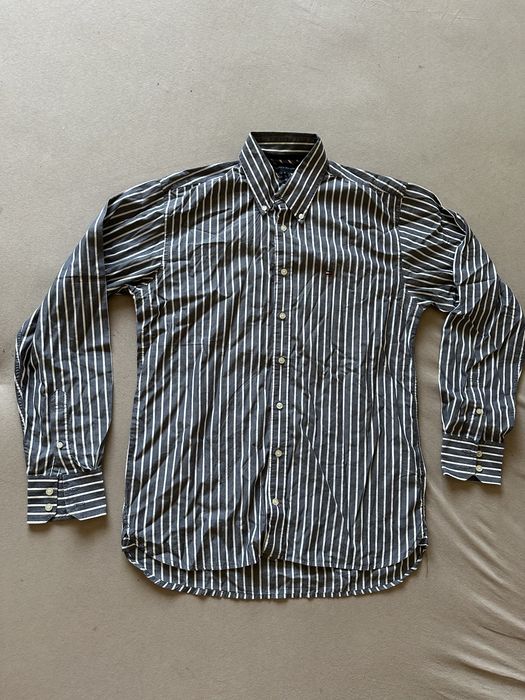 Рубашка мужская фирмы Tommy Hilfiger