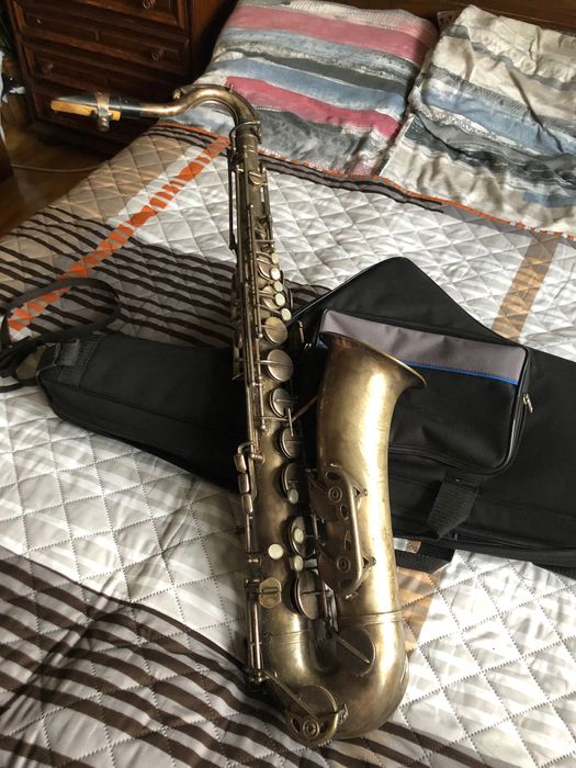 Saksofon tenorowy Amati