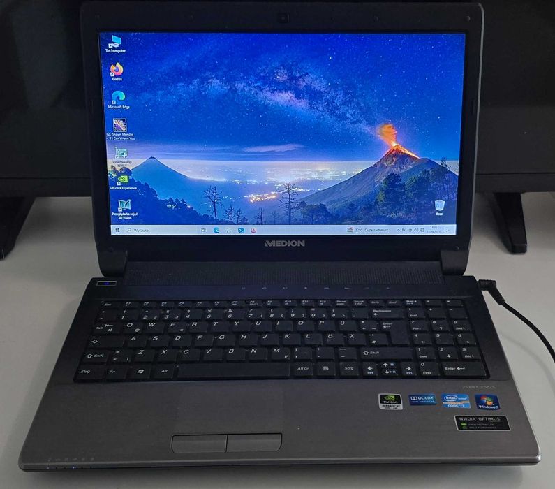 Medion Akoya MD99040 P6916/i7/8gb/256-1tb/nvidia 2gb/Zasilacz