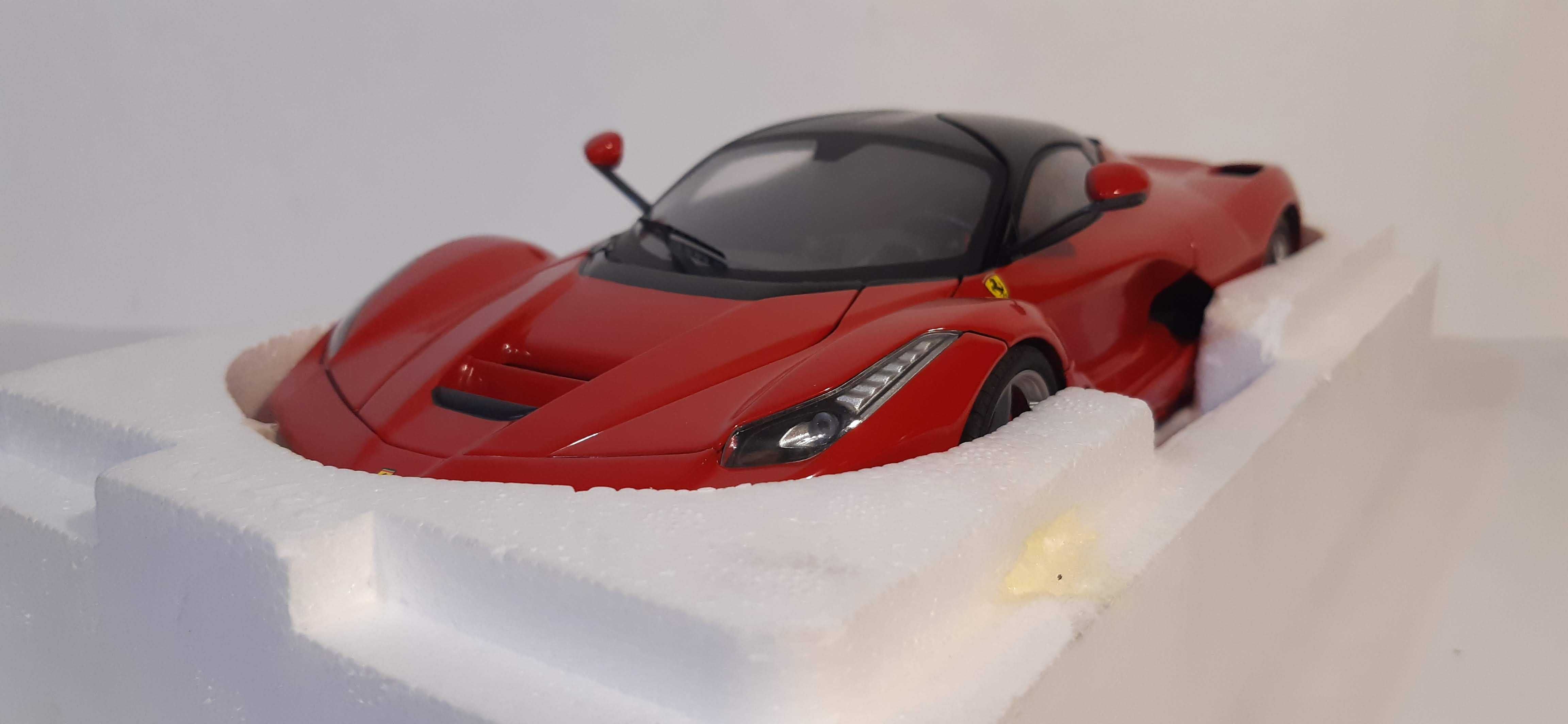 1/18 Ferrari Laferrari - Hot Wheels ELITE