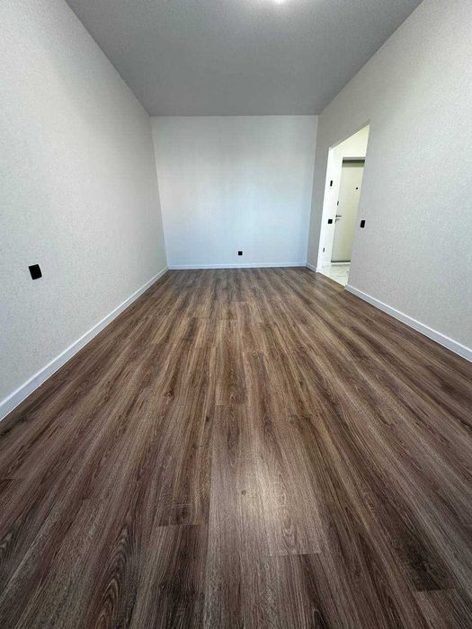 Продаж 1 К. Виставка