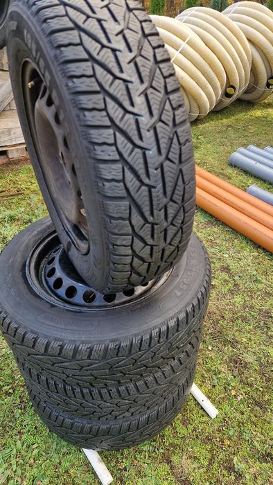 2 x kola zimowe  195/65 r 15 kormoran