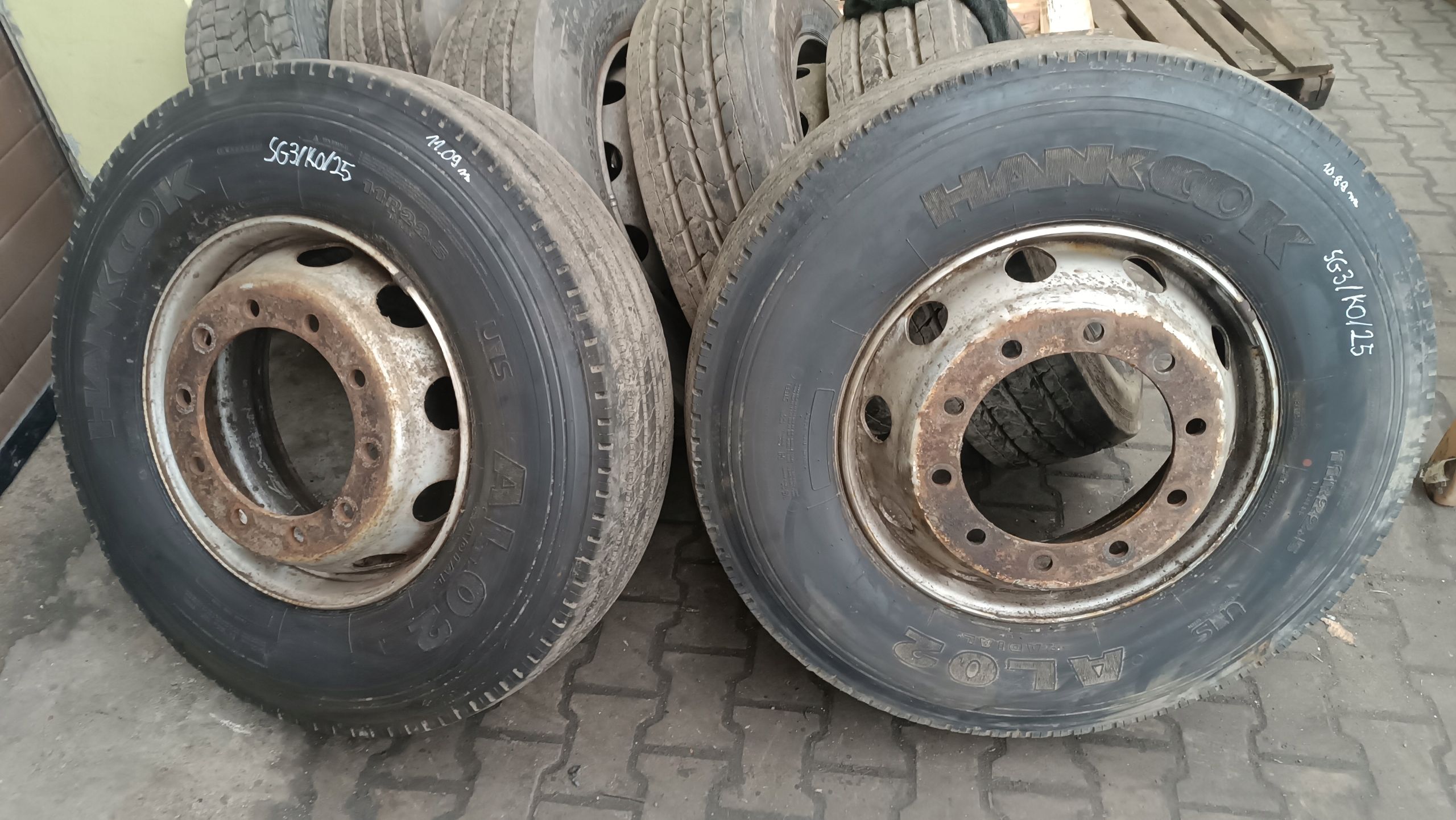 Koła Felgi 2x Opony Hankook ALO2 R22,5