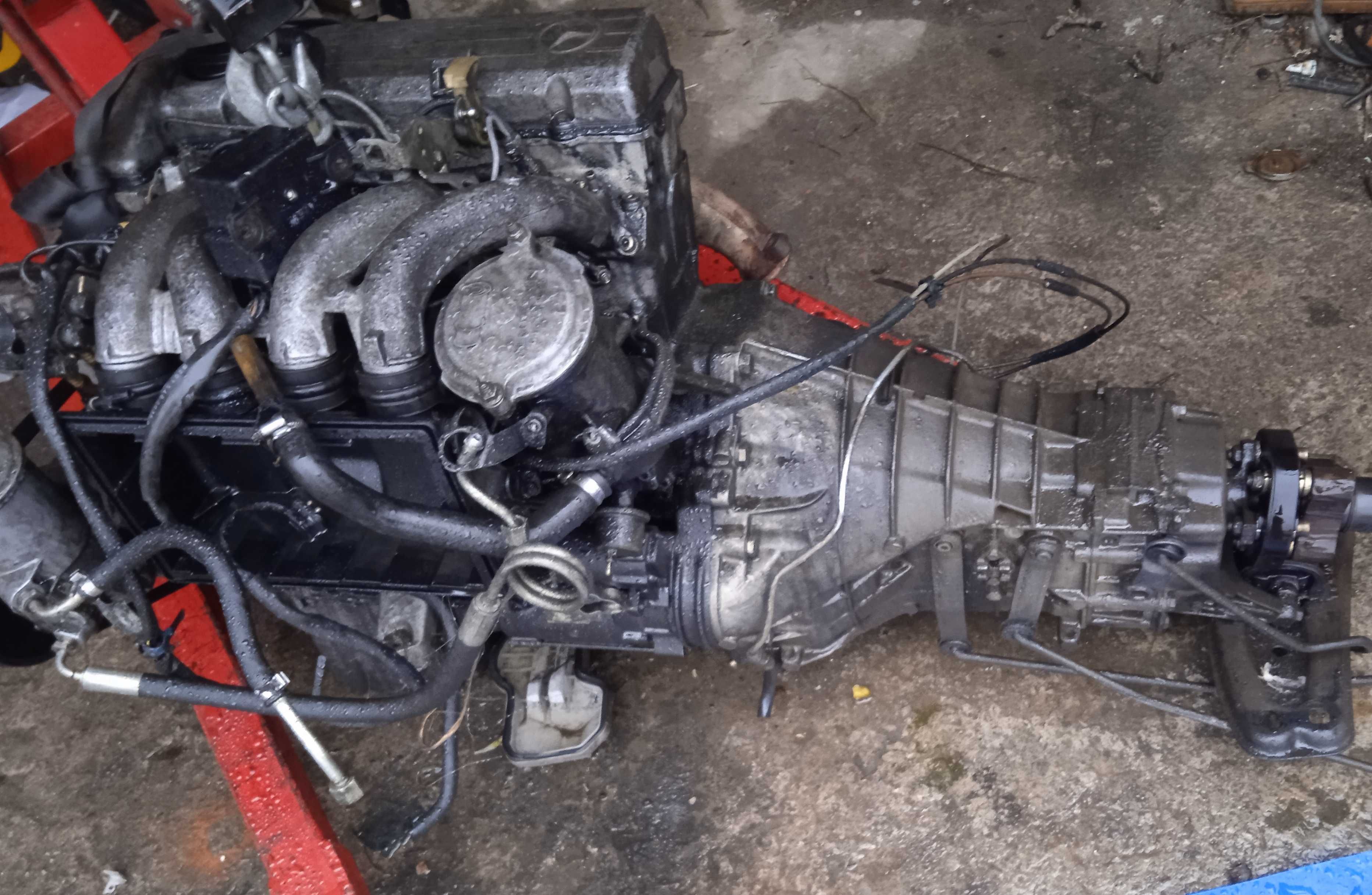 Motor e caixa de mercedes 190d