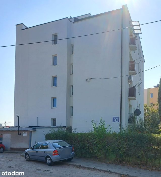 Pilnie sprzedam 3 pokoje, widna kuchnia, balkon, do remontu