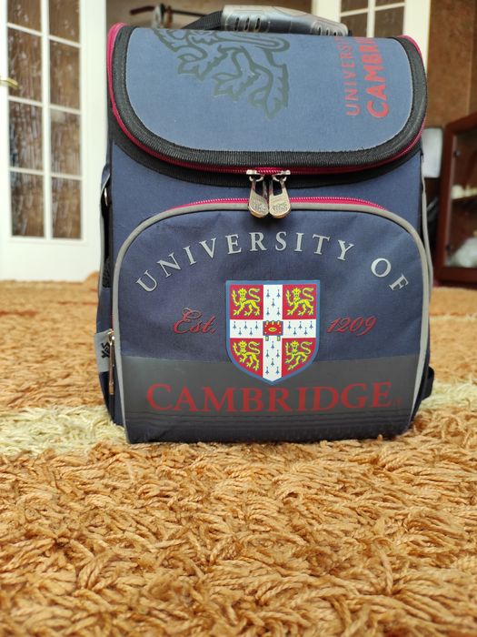 Школьный ортопедический каркасный рюкзак