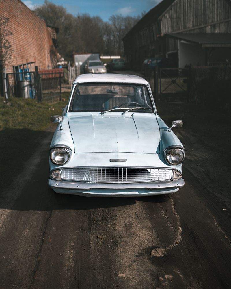 Ford Anglia 106E