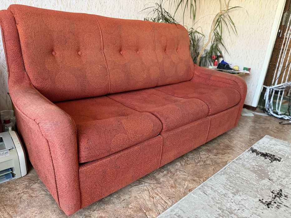 Диван розкладний (самовивіз)