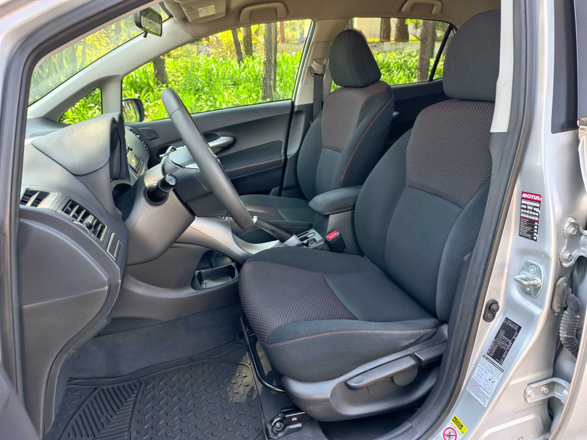 Toyota Auris 1.4 D-4D Sport | 127 mil quilometros | Nacional
