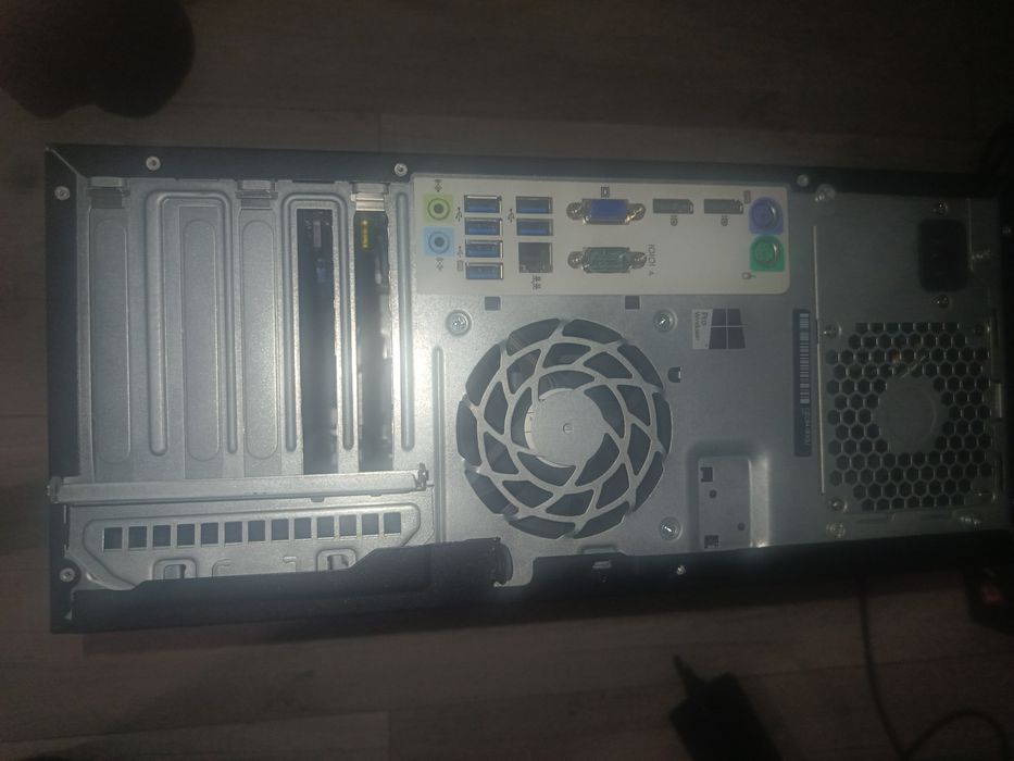 Komputer hp elitedesk 800 tower i3 6100