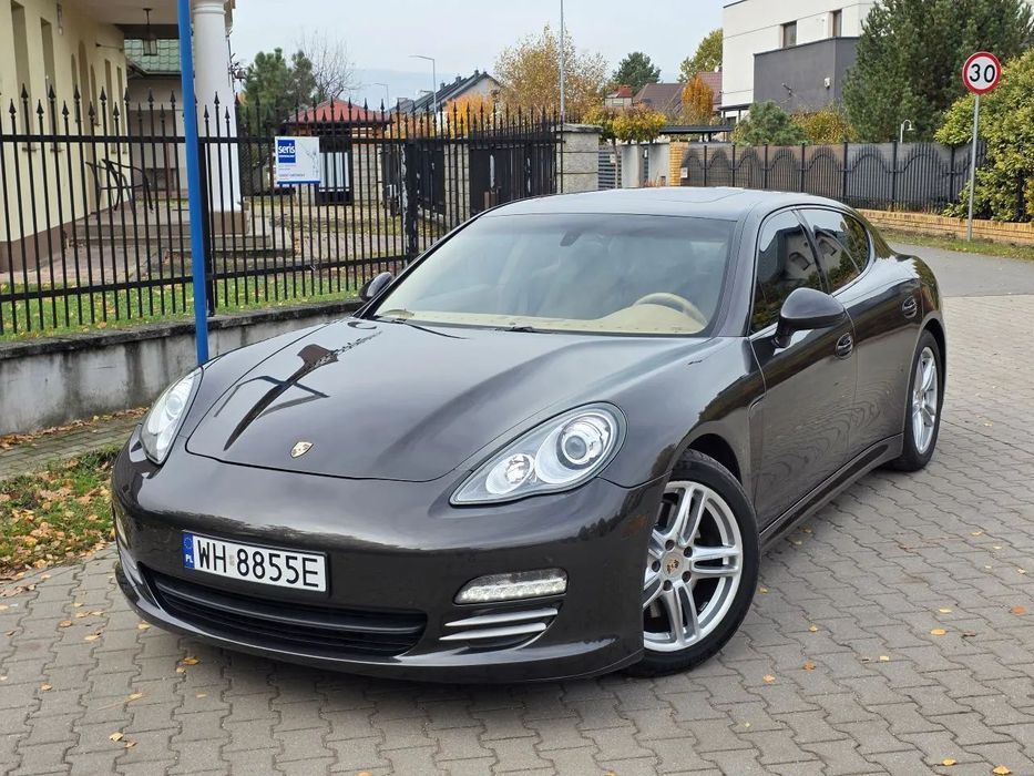 Porsche Panamera 4 PDK 3.6 V6 300 HP Bose 4x4