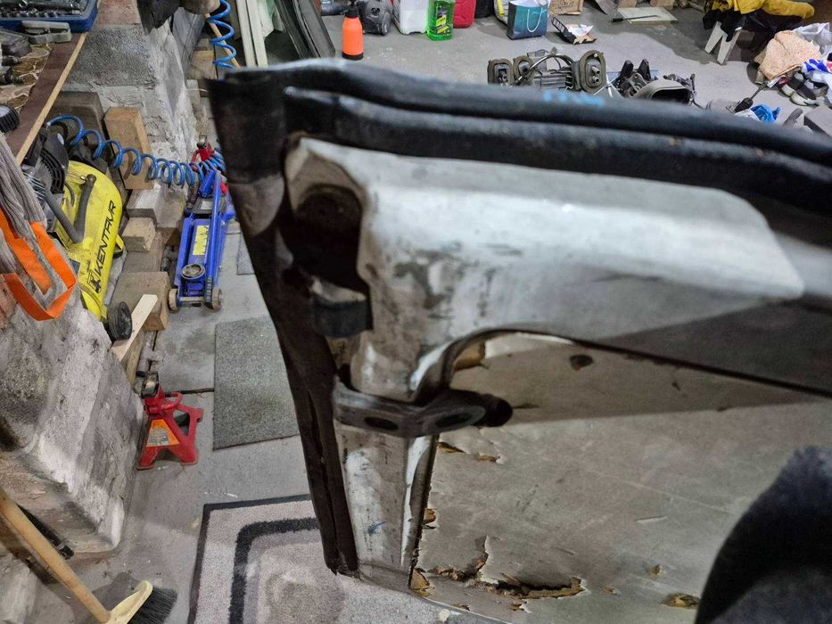 Рено мастер 2 задні двери распошонка опель мовано