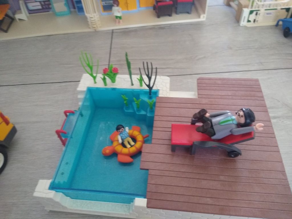 Playmobil -zoo+stajnia i domek