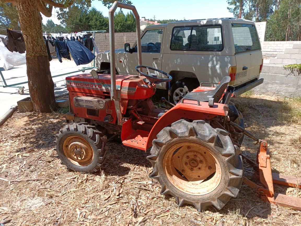 Trator Hinomoto C 174