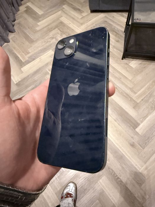 Iphone 13 midnight blue