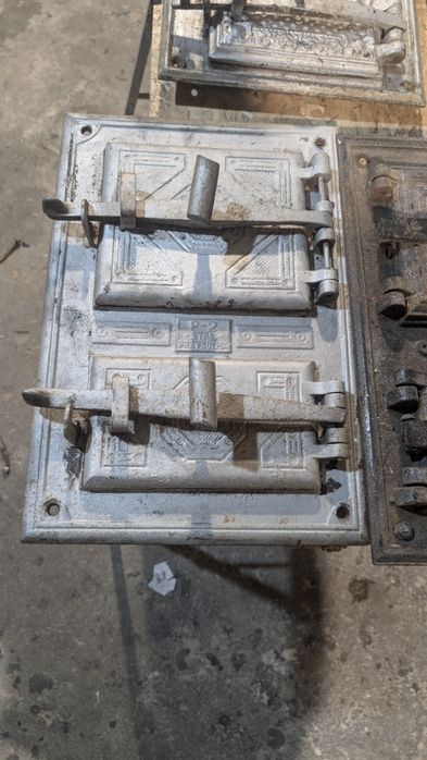 Drzwi żeliwne stare do pieca kaflowego