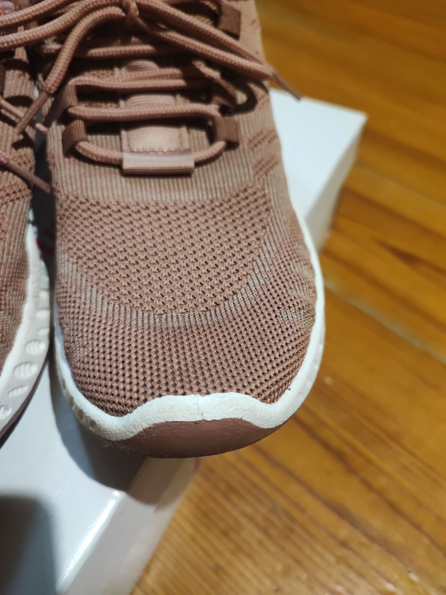 Nowe buty sportowe adidasy Vty Deichmann kolor podrowy róż rozmiar 39