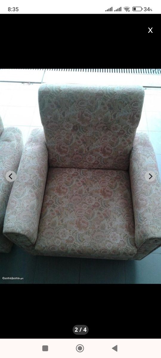 Sofás em tecido como novos.