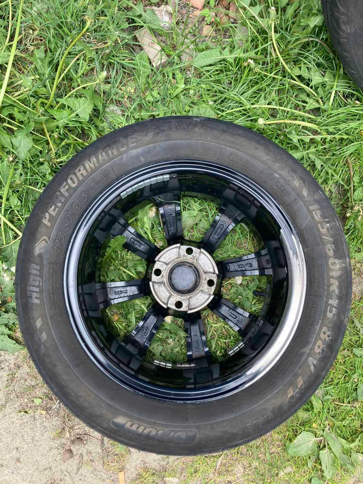 Шини з дисками R15 195*60