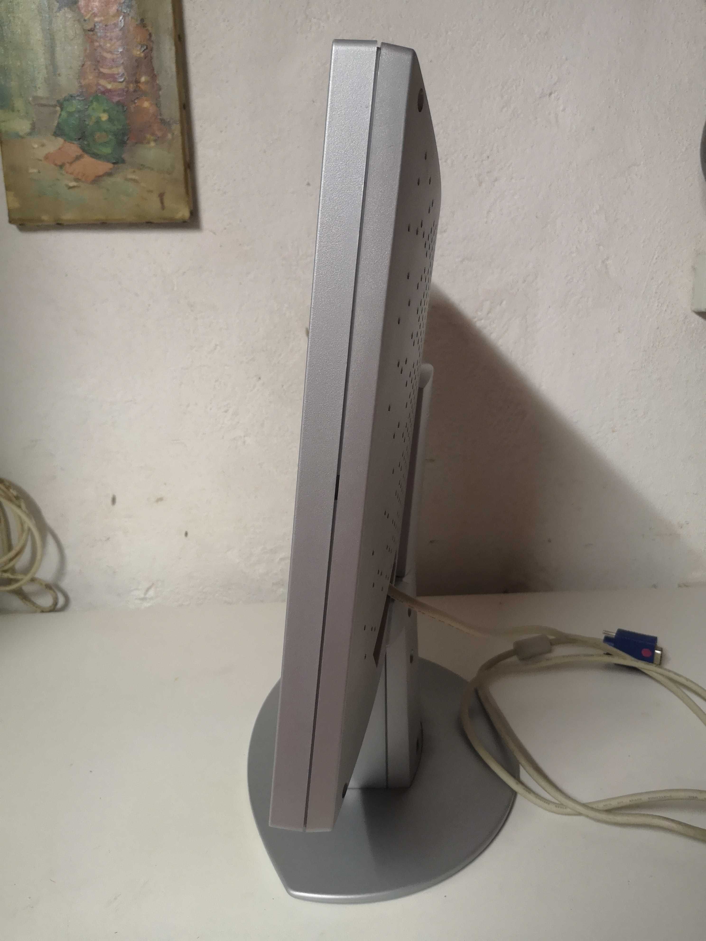 Fujitsu Siemens Monitor C19-1 - 19''